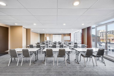 Adina Apartment Hotel Wollongong - Foster Accommodation 27