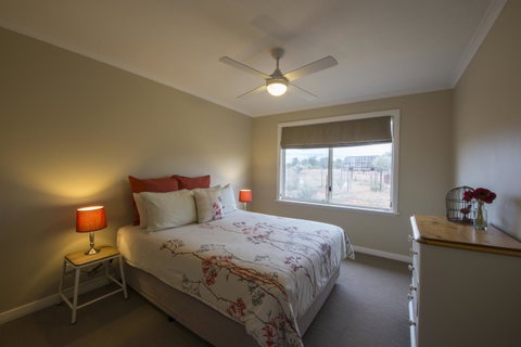Flinders Bush Retreats - Foster Accommodation 10