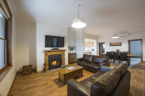 Flinders Bush Retreats - Foster Accommodation 22
