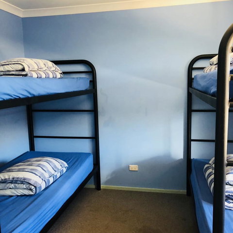 Bay Lodge - Foster Accommodation 41
