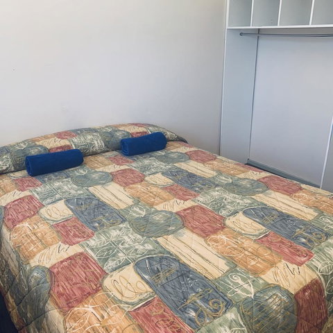 Bay Lodge - Foster Accommodation 30