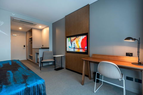 The Adnate Perth - Art Series - Foster Accommodation 12