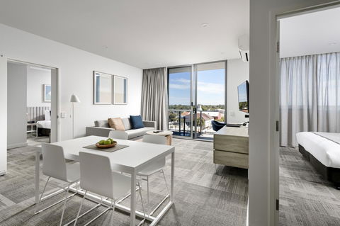 Quest Midland - Foster Accommodation 9