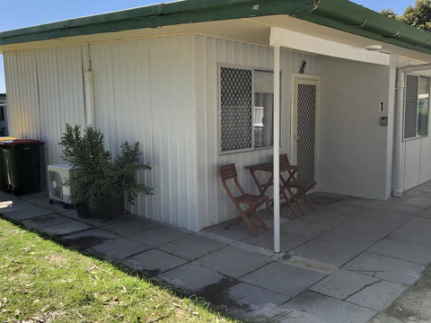 White Sands - Foster Accommodation 3