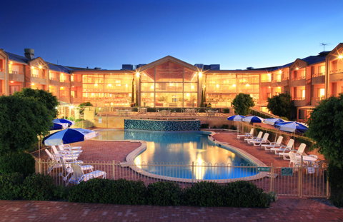 Abbey Beach Resort - Foster Accommodation 38