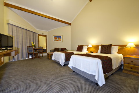 Abbey Beach Resort - Foster Accommodation 15