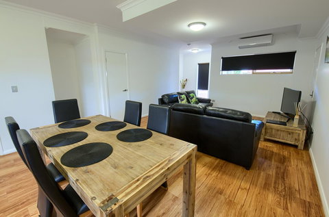 Pelicans Albany Middleton Beach - Foster Accommodation 19