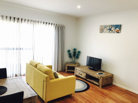 Pelicans Albany Middleton Beach - Foster Accommodation 41