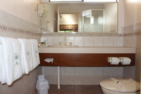 Karri Forest Motel - Foster Accommodation 38
