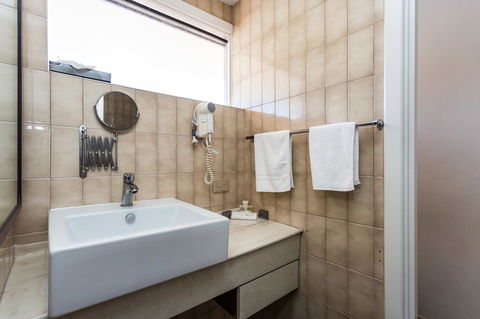 Country Comfort Amity Motel - Foster Accommodation 35