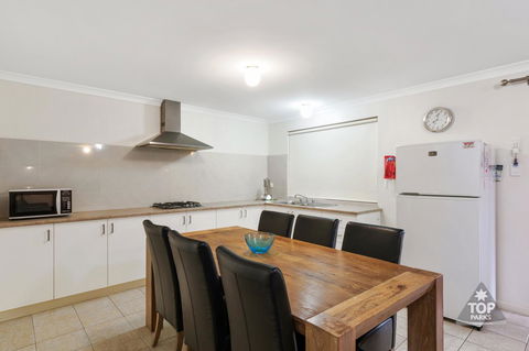 Margaret River Tourist Park - Foster Accommodation 7