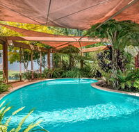 Chimes Spa Retreat - Foster Accommodation
