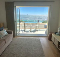 Cottesloe Beachfront Ocean View Apartment - Foster Accommodation