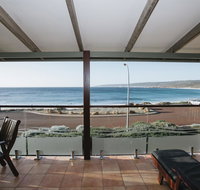 Canal Rocks Beachfront Apartments - Foster Accommodation