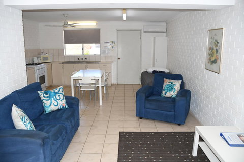 Kalbarri Seafront Villas - Foster Accommodation 12