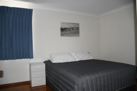 Kalbarri Seafront Villas - Foster Accommodation 1