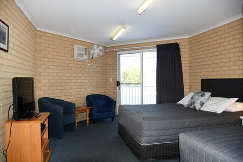 Kalbarri Seafront Villas - Foster Accommodation 26