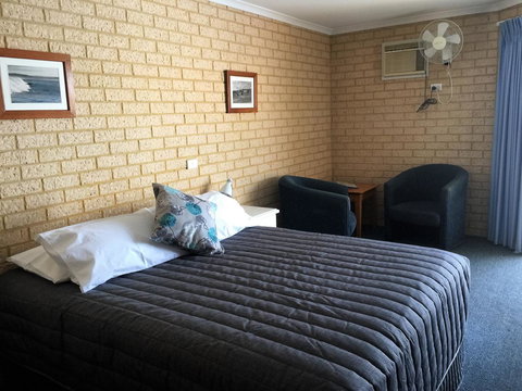 Kalbarri Seafront Villas - Foster Accommodation 28
