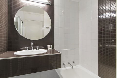 Metro Hotel Perth - Foster Accommodation 28