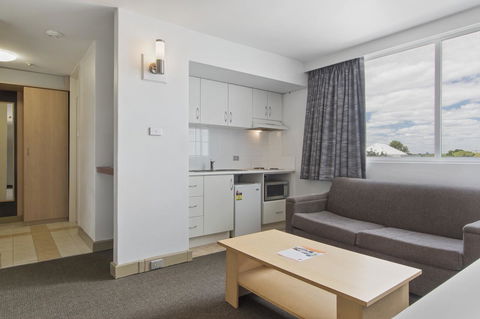 Metro Hotel Perth - Foster Accommodation 26