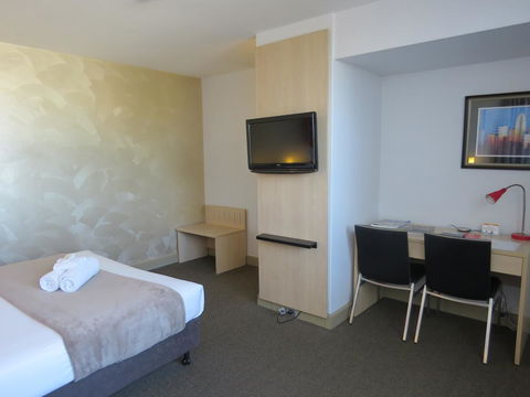 Metro Hotel Perth - Foster Accommodation 42
