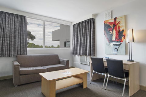 Metro Hotel Perth - Foster Accommodation 25