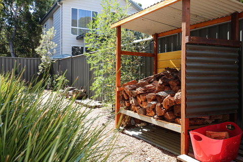 Calming Waters - Pet Friendly - Community Pool - Foster Accommodation 33