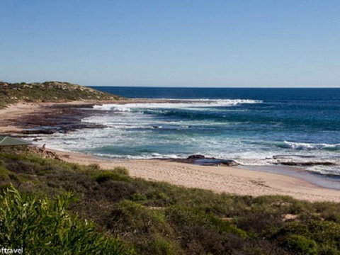 Surf Shack - Foster Accommodation 2