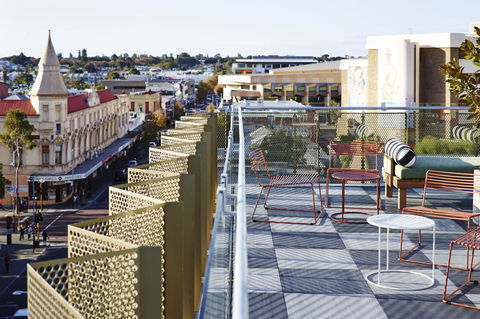 Alex Hotel - Foster Accommodation 1