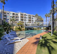 Ocean View Great FacilitiesViews - Foster Accommodation
