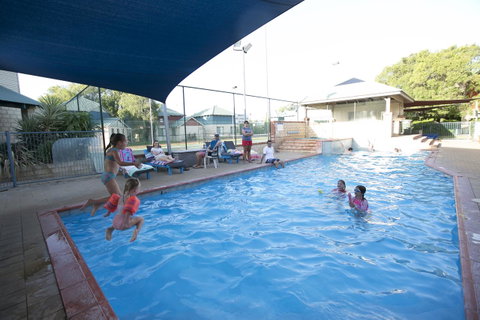 Amalfi Resort - Foster Accommodation 29