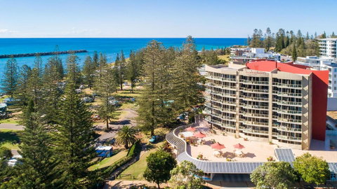 Northpoint Apartments - Foster Accommodation 0