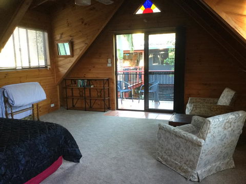 Jetz Bungalow - Foster Accommodation 6