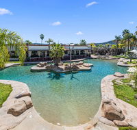 Quality Resort Siesta - Foster Accommodation