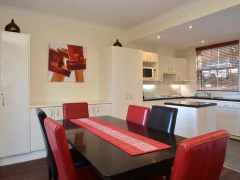 Villa Executive 2br Cypress DS Located Within Cypress Lakes Resort - Foster Accommodation 6