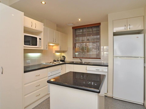 Villa Executive 2br Cypress DS Located Within Cypress Lakes Resort - Foster Accommodation 13