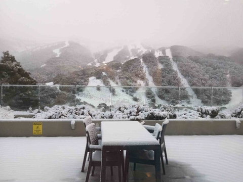 Lantern 1 Bedroom Balcony With Panoramic View - Foster Accommodation 4