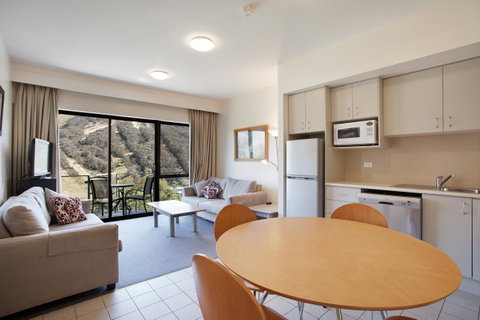 Lantern 1 Bedroom Balcony With Panoramic View - Foster Accommodation 30