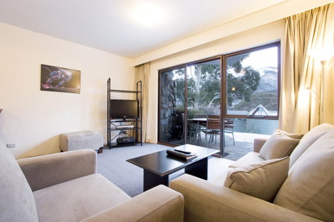 Lantern 1 Bedroom Balcony With Panoramic View - Foster Accommodation 25