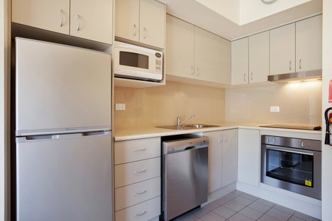 Lantern 1 Bedroom Balcony With Panoramic View - Foster Accommodation 29