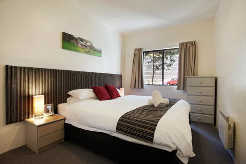 Lantern 1 Bedroom Balcony With Panoramic View - Foster Accommodation 33