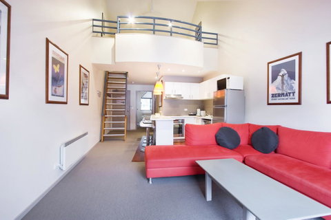 Lantern 1 Bedroom Balcony With Panoramic View - Foster Accommodation 21