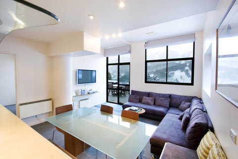 Lantern 1 Bedroom Balcony With Panoramic View - Foster Accommodation 14