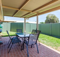 Colonial Court Villas - Foster Accommodation
