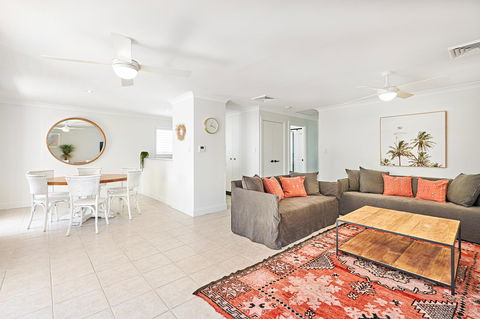 The Lord Byron - Foster Accommodation 12