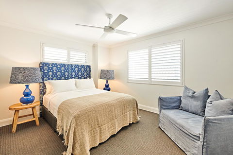 The Lord Byron - Foster Accommodation 13