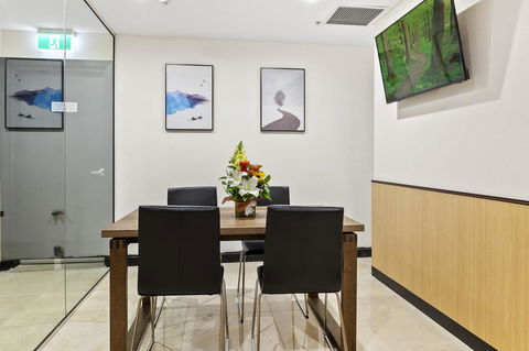 YEHS Hotel Sydney QVB - Foster Accommodation 17