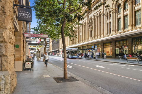 YEHS Hotel Sydney QVB - Foster Accommodation 4
