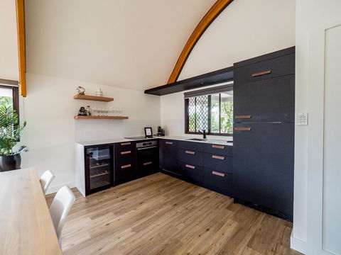 Waves Byron Bay - Foster Accommodation 12