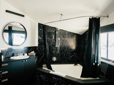 Waves Byron Bay - Foster Accommodation 22